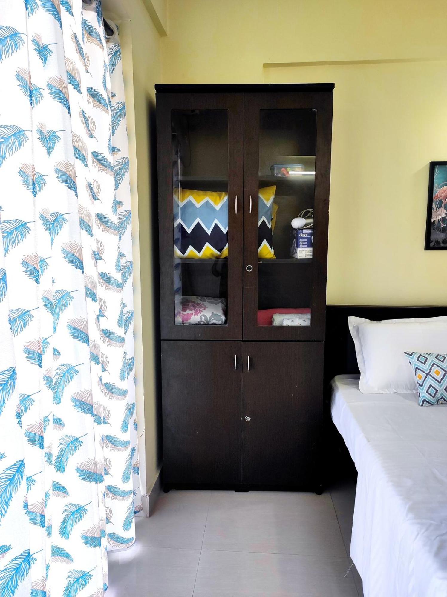 1 Bhk Flat In 904 Apartment *