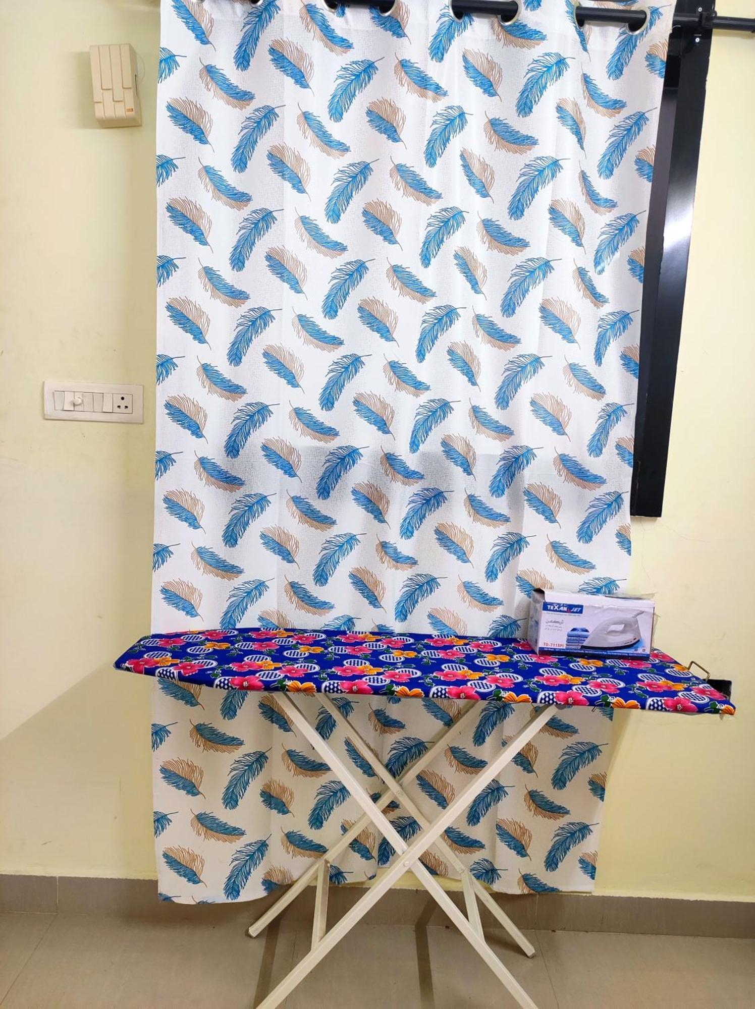 Apartment 1 Bhk Flat In 904