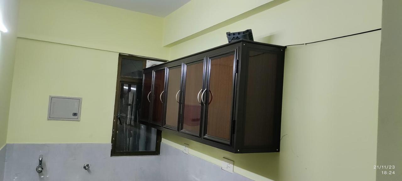 Apartment 1 Bhk Flat In 904 *